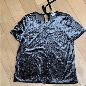 Women size M gray with silver shine
Beachlunchlounge Collection Top